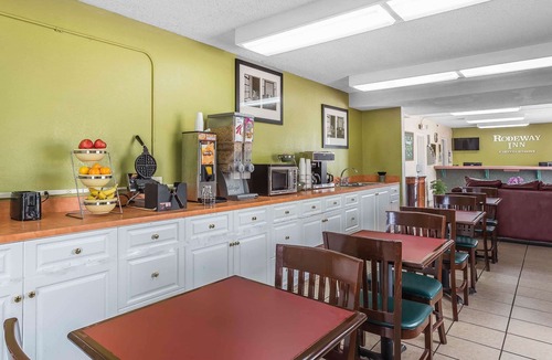 Gracewood Hotel | Rodeway Inn Augusta South