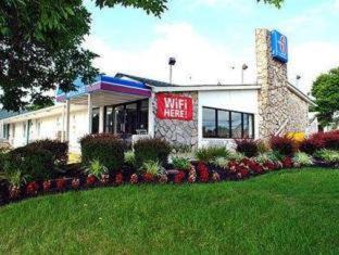 Woodlawn Hotel | Rodeway Inn Baltimore West