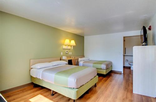 Woodlawn Hotel | Rodeway Inn Baltimore West