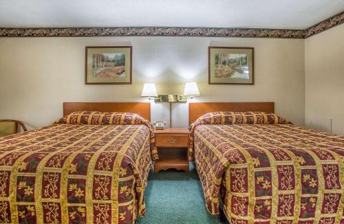Bedford Hotel | Rodeway Inn Bedford