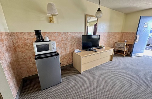 Boardman Hotel | Rodeway Inn Boardman - Hermiston