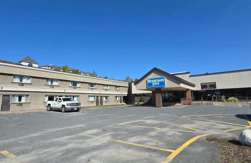 Sudbury Hotel | Rodeway Inn