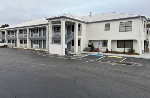 Cairo Hotel | Rodeway Inn Cairo