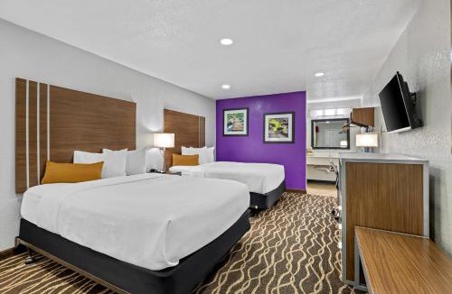 Carlsbad Hotel | Rodeway Inn Carlsbad Caverns Area