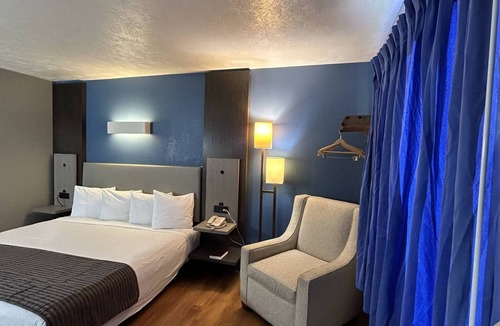 Emporia Hotel | Rodeway Inn Emporia