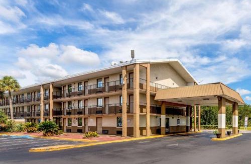 Tampa Hotel | Rodeway Inn Fairgrounds-Casino