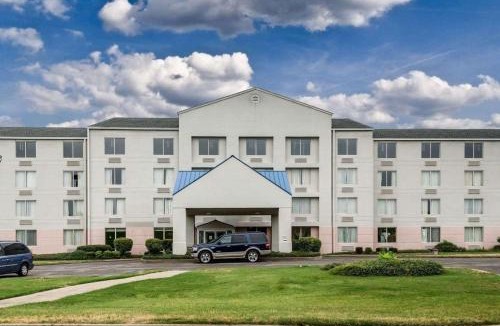 Greenville Hotel | Rodeway Inn Greenville