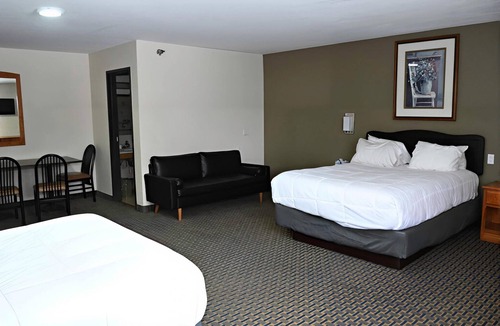 Hibbing Hotel | Rodeway Inn Hibbing