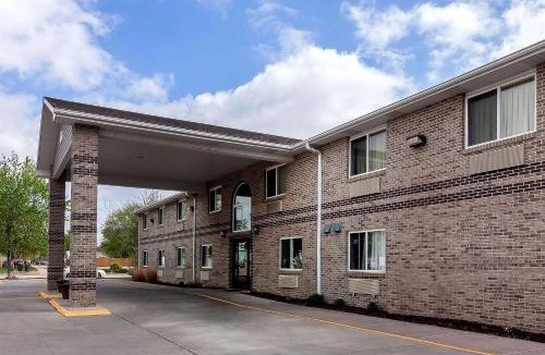 Holdrege Hotel | Rodeway Inn Holdrege