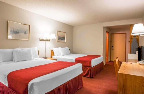 Lake Placid Hotel | Rodeway Inn Lake Placid South