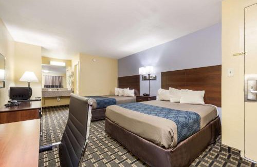Martell Hotel | Rodeway Inn Lincoln West - University Area