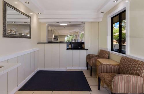 Livermore Hotel | Rodeway Inn Livermore