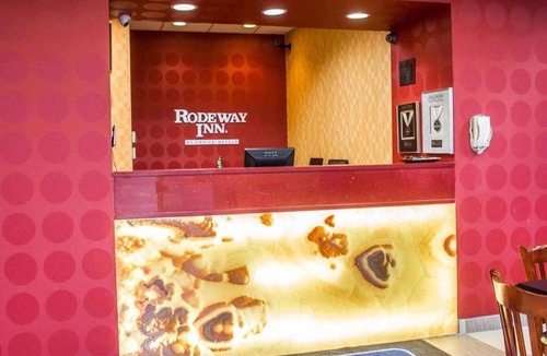 Ronkonkoma Hotel | Rodeway Inn MacArthur Airport