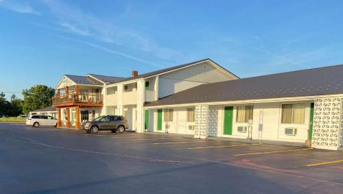 Manchester Hotel | Rodeway Inn Manchester I-90