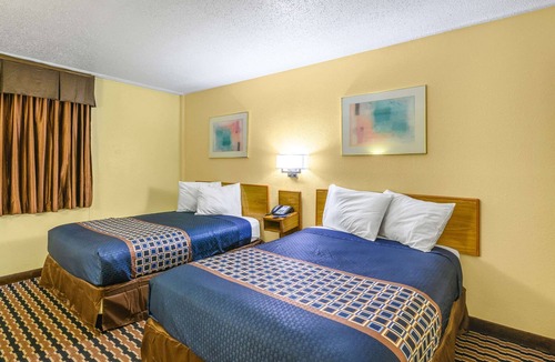 Metairie Hotel | Rodeway Inn Metairie - New Orleans West
