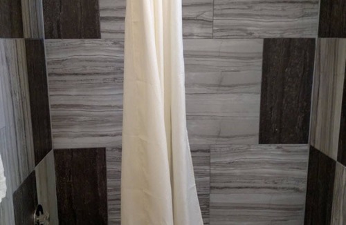 Middletown Hotel | Rodeway Inn Middletown - Newport