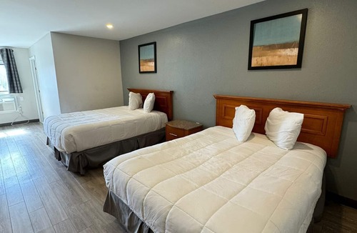 Moosic Hotel | Rodeway Inn Moosic - Scranton