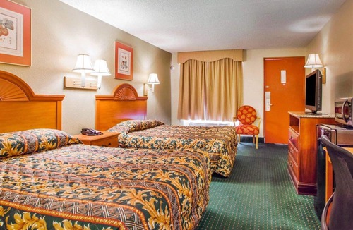 Mount Laurel Hotel | Rodeway Inn Mount Laurel Hwy 73