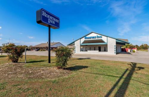 Muskogee Hotel | Rodeway Inn Muskogee
