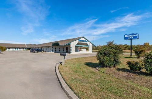Muskogee Hotel | Rodeway Inn Muskogee