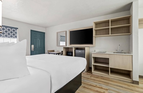 Muskogee Hotel | Rodeway Inn Muskogee