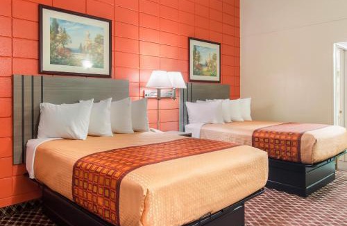 Nashville Hotel | Rodeway Inn Nashville