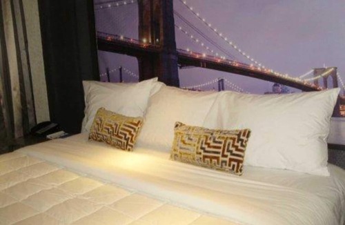 Rochdale Hotel | Rodeway Inn Near JFK Airport