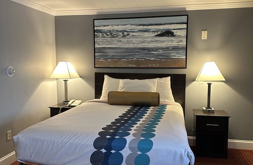 Orleans Hotel | Rodeway Inn Orleans - Cape Cod