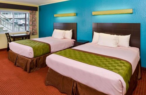 Orleans Hotel | Rodeway Inn Orleans - Cape Cod