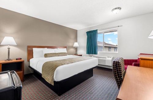 Rapid City Hotel | Rodeway Inn Rapid City North