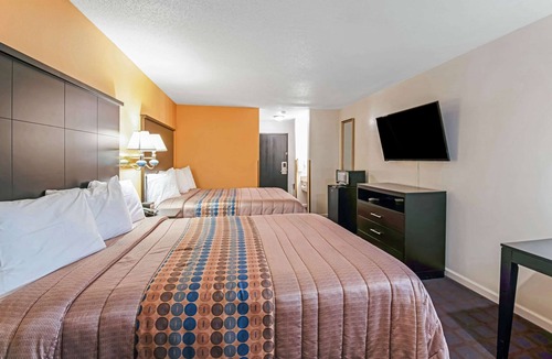 Red Oak Hotel | Rodeway Inn Red Oak