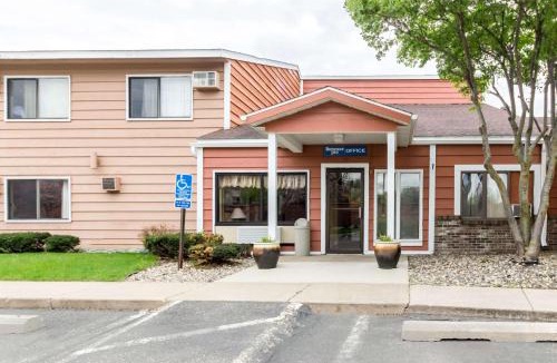 Red Wing Hotel | Rodeway Inn Red Wing