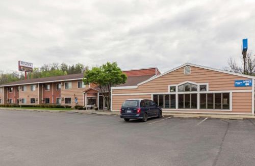Red Wing Hotel | Rodeway Inn Red Wing