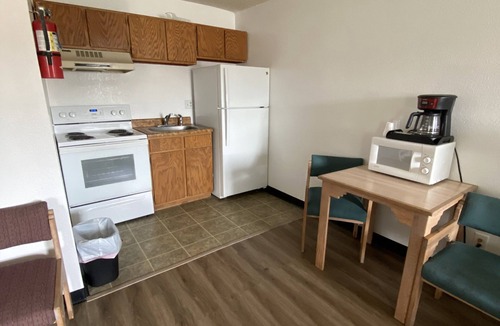 Glenwood Springs Hotel | Rodeway Inn Rifle