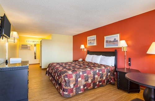 Roswell Hotel | Rodeway Inn Roswell West