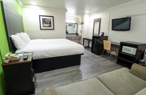 West San Antonio Hotel | Rodeway Inn San Antonio Lackland AFB - SeaWorld