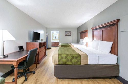 Saint Joseph Hotel | Rodeway Inn St. Joseph