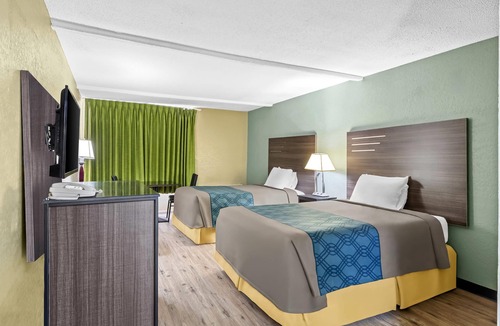 Tucker Hotel | Rodeway Inn Stone Mountain