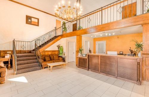 Jefferson Hotel | Rodeway Inn & Suites Jefferson
