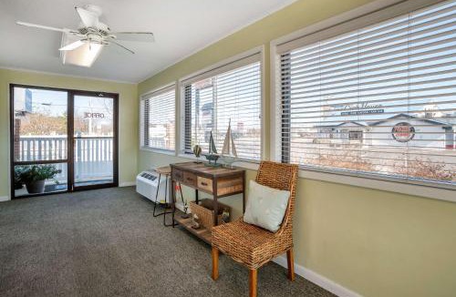 Rehoboth Beach Hotel | Rodeway Inn & Suites Rehoboth Beach