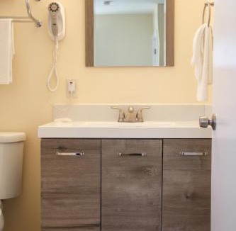 Adams Hotel | Rodeway Inn