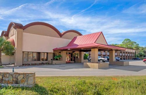 Homosassa Springs Hotel | Rodeway Inn