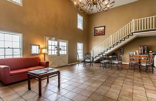 Jackson Hotel | Rodeway Inn