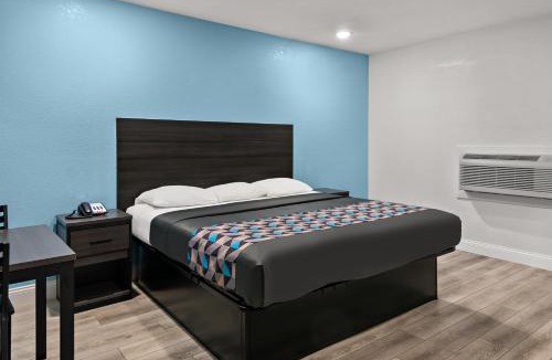 Palestine Hotel | Rodeway Inn
