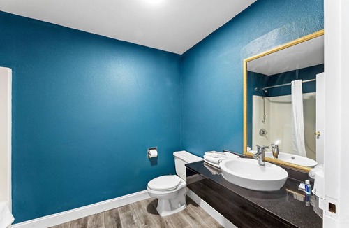 West Memphis Hotel | Rodeway Inn West Memphis