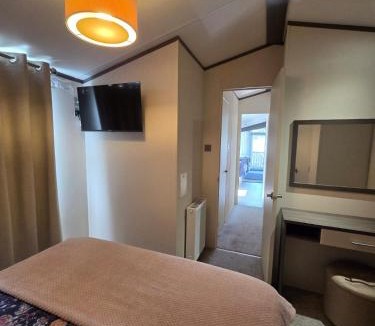 Crowle Cabin | Rody's Cosy Corner