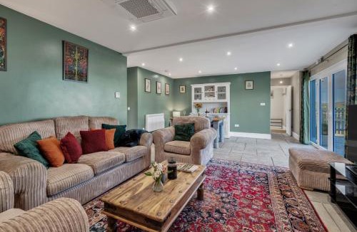 Nettleton House | Roe Barn