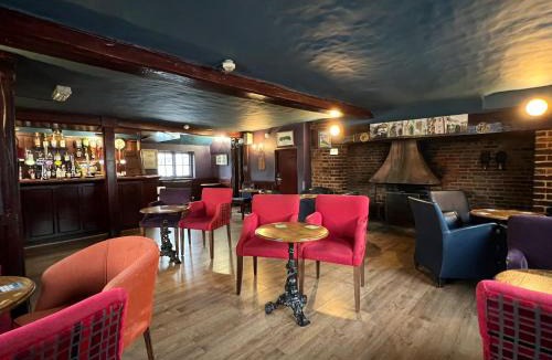Stevenage Hotel | Roebuck Inn