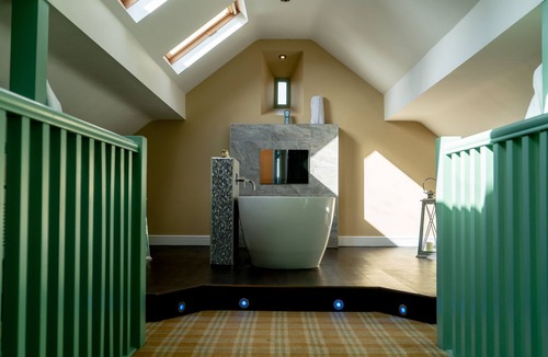 Badsworth Hotel | Rogerthorpe Manor Hotel