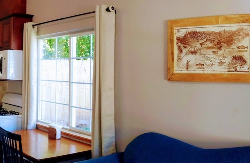 Fruitdale Apartment | Rogue Rive Oasis: Finley Bend Cabin